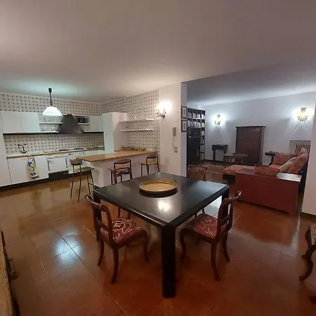 Palazzina Del '500 In Centro Storico Apartment *